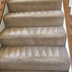 7 Heaven Carpet Cleaning - Finished stairway