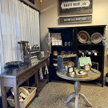 Haute Hair - Cute boutique - Hair Salons Near Me - Fresno, California Haute Hair - Cute boutique - Hair Salons Near Me - Fresno, California