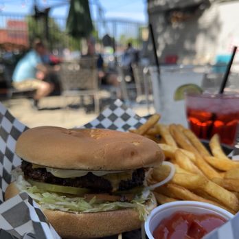 Life’s Good Bar & Grill - Cheeseburger - Bars Near Me - Dallas, Texas Life’s Good Bar & Grill - Cheeseburger - Bars Near Me - Dallas, Texas