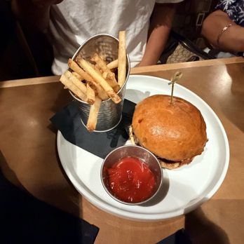 Cafe 4 - Café 4 Burger - Comfort Food Near Me - Knoxville, Tennessee