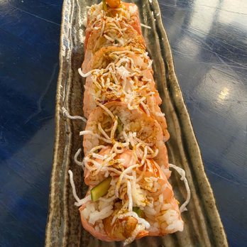 Sushi32 - Cinderella roll - Sushi Bars Near Me - Phoenix, Arizona Sushi32 - Cinderella roll - Sushi Bars Near Me - Phoenix, Arizona
