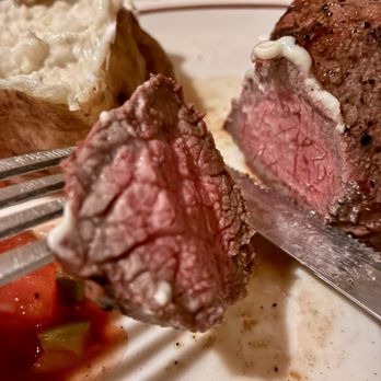Hitching Post - Perfect medium rare on the sirloin - Barbeque Near Me - Casmalia, California