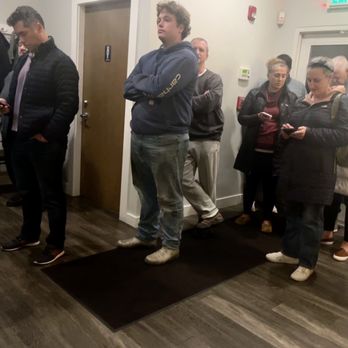 A3 - Line waiting for my food 26 min after I was told it would be ready. - Pizza Near Me - Kingston, Massachusetts A3 - Line waiting for my food 26 min after I was told it would be ready. - Pizza Near Me - Kingston, Massachusetts