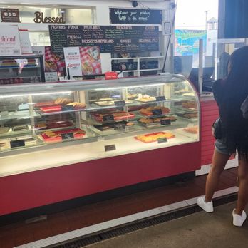 LORETTA’S AUTHENTIC PRALINES - Updated May 2025 - 816 Photos & 547