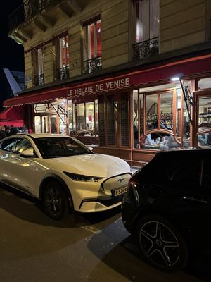 Le Relais de Venise - L'Entrecôte by null