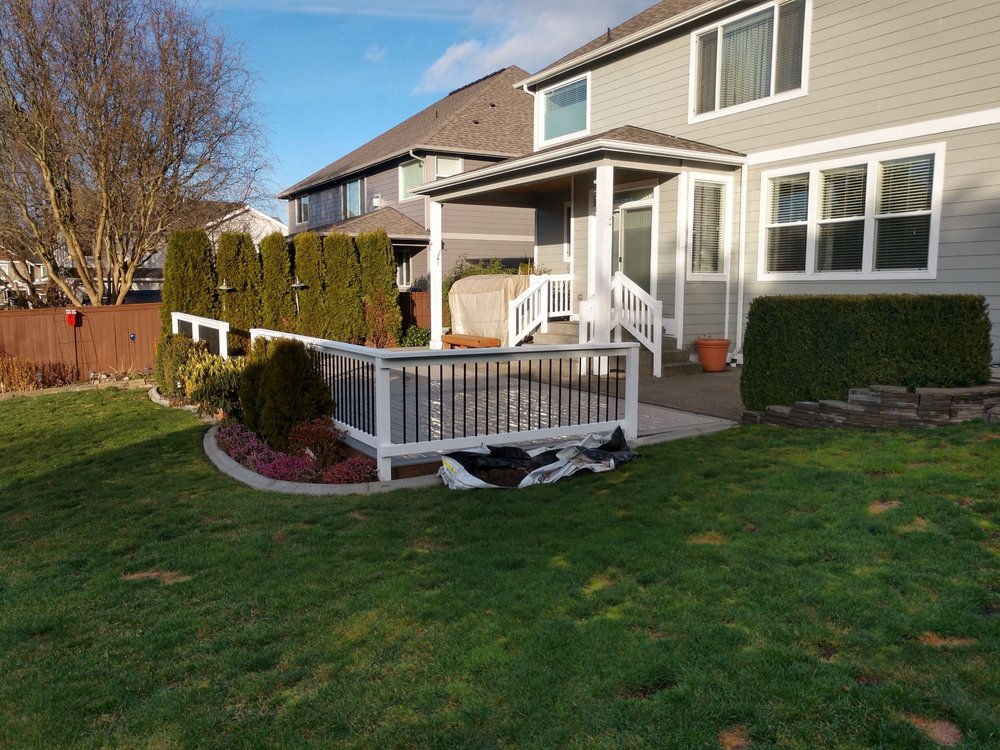 DECK DESIGNERS Updated September 2024 Olympia, Washington Decks