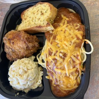 Zippy's Kapahulu - Spaghetti chicken - Fast Food Near Me - Honolulu, Hawaii Zippy's Kapahulu - Spaghetti chicken - Fast Food Near Me - Honolulu, Hawaii