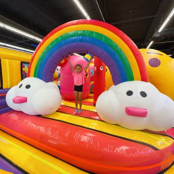 FUNBOX - Sacramento - Inside - Amusement Parks Near Me - Sacramento, California FUNBOX - Sacramento - Inside - Amusement Parks Near Me - Sacramento, California