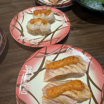 Waka Sakura - scallop was surprisingly my favorite (i hate scallop) and i loved the seared salmon SO GOOD - Conveyor Belt Sushi Near Me - Irvine, California