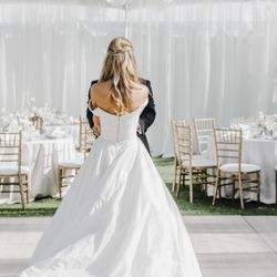 CROWN WEDDINGS AND EVENTS LLC