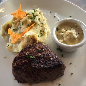 Chart House - 7 oz filet with the blue cheese butter - Seafood Near Me - Weehawken, New Jersey