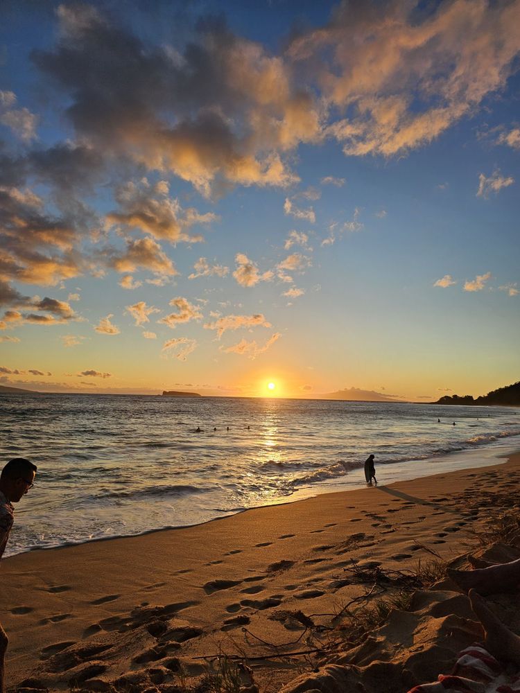 Makena Beach Logo