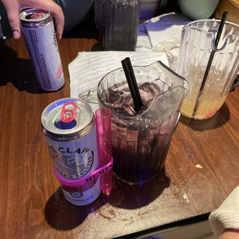 Hemingway's Cafe - Pardi claw and Olivia rodrigo pitcher - Dive Bars Near Me - Pittsburgh, Pennsylvania Hemingway's Cafe - Pardi claw and Olivia rodrigo pitcher - Dive Bars Near Me - Pittsburgh, Pennsylvania