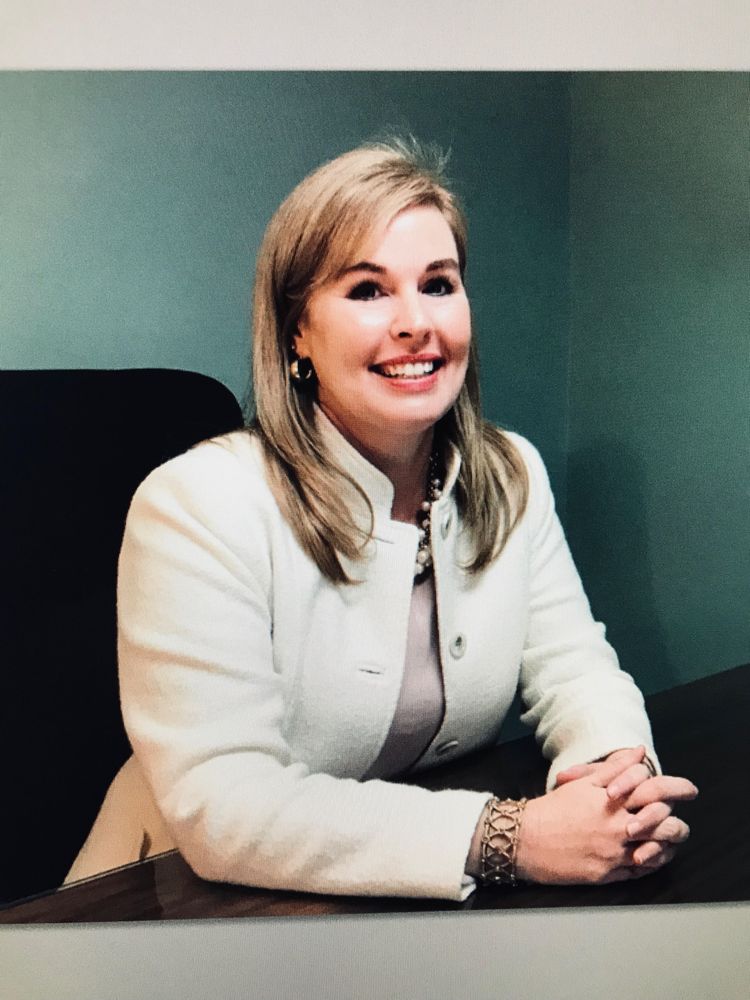 CECILIE B. HAMILTON, ATTORNEY AT LAW 110 Pickwick Ave, Colonial Heights, Virginia Lawyers