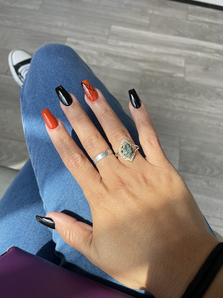 COLOR NAILS CLUB Updated August 2024 64 Photos & 24 Reviews 3816