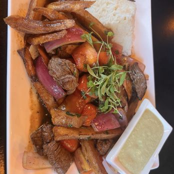 Higo Sushi Peruvian Fusion - Sushi Bars Near Me - La Habra, California