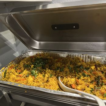 Splendid Feast Catering & Events - No-flavor-but-colorful rice - way too much side dish n not enough main dish!! - Caterers Near Me