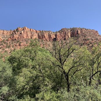 Verde Canyon Railroad - Gorgeous red rocks alongside the creek - Tours Near Me - Clarkdale, Arizona Verde Canyon Railroad - Gorgeous red rocks alongside the creek - Tours Near Me - Clarkdale, Arizona