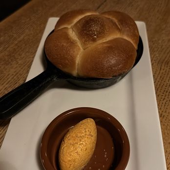 Bar Acuda - Brioche roll - Tapas Bars Near Me - Hanalei, Hawaii