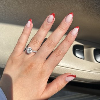 D'Or Nails & Spa - Right after getting them done, beautiful shape. - Nail Salons Near Me - Irving, Texas