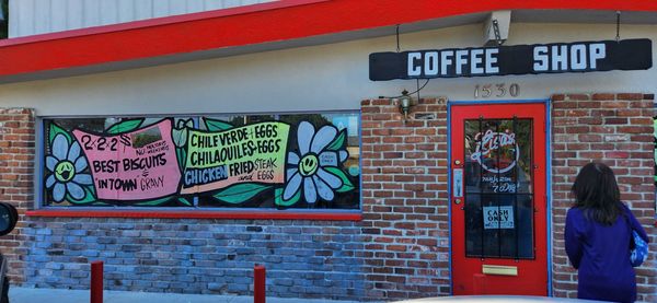 Lisa's Coffee Shop by null
