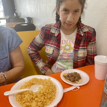 Tacos El Dorado - She loves her food - Mexican Near Me - Bakersfield, California Tacos El Dorado - She loves her food - Mexican Near Me - Bakersfield, California
