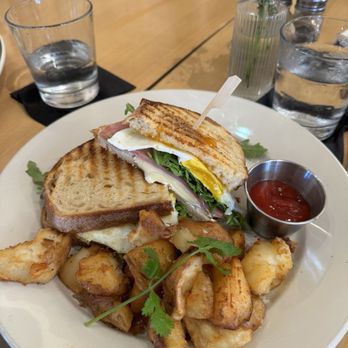 Madi - Breakfast & Brunch Near Me - San Diego, California