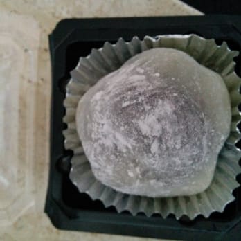 Mana Bu's - Strawberry mochi with red bean filling. - Japanese Near Me - Honolulu, Hawaii