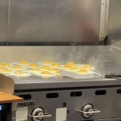 Zaro's Family Bakery - Freshly made & Looks fun :D