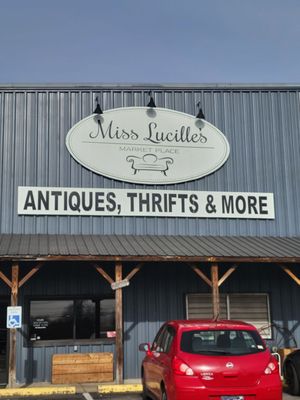 Miss Lucille's Marketplace by null