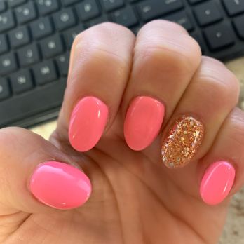 Happy Nails - Nail Salons Near Me - McHenry, Illinois
