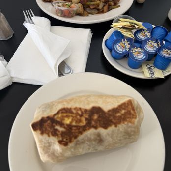 Sunnyside Diner - Tri-Tip Breakfast Burrito and Spanish omelette. They are not stingy with their tri tip either. - American Near Me - Fresno, California Sunnyside Diner - Tri-Tip Breakfast Burrito and Spanish omelette. They are not stingy with their tri tip either. - American Near Me - Fresno, California