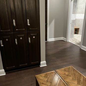 Woodhouse Spa - Avalon - Women's Dressing / Changing room - Waxing Near Me - Alpharetta, Georgia Woodhouse Spa - Avalon - Women's Dressing / Changing room - Waxing Near Me - Alpharetta, Georgia