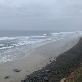 South Carlsbad State Beach - View on a cloudy day - Beaches Near Me - Carlsbad, California South Carlsbad State Beach - View on a cloudy day - Beaches Near Me - Carlsbad, California