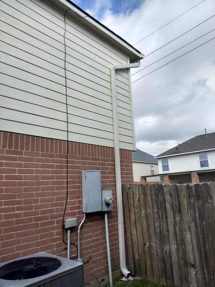 GUTTERS PRO RAINGUARD ALUMINUM 13 Photos Tomball, Texas Gutter