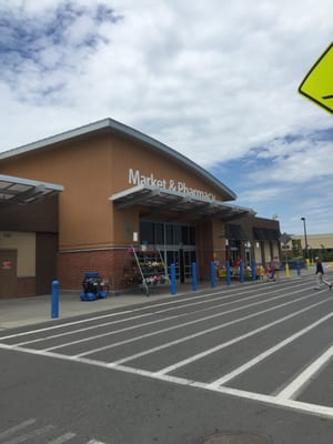 Walmart Supercenter by null