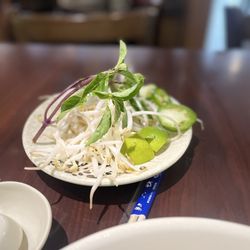 Pho Palace - vegetable that comes with Pho