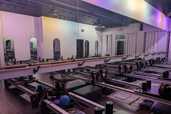 HR THE BEST 10 GYMS near ARBORETUM, CHARLOTTE, NC 28277