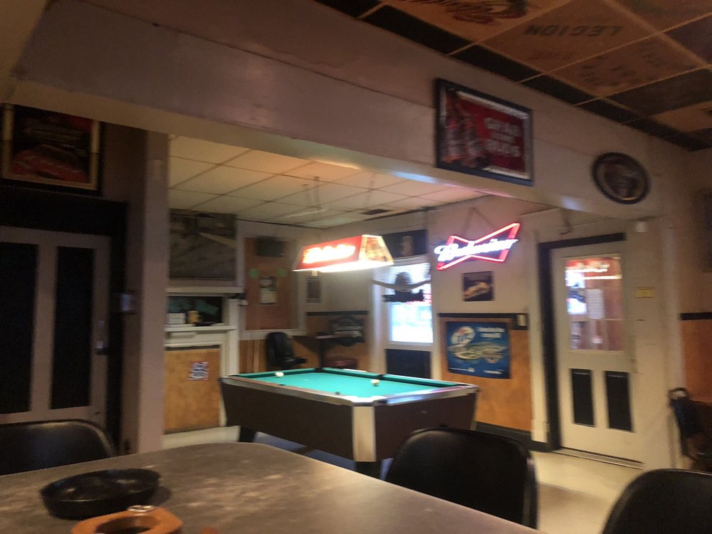 Social spots from Stoney's Bar