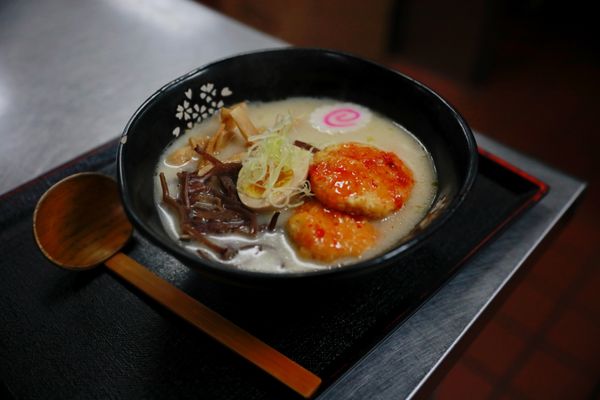 Sakuratani Ramen & Izakaya by null