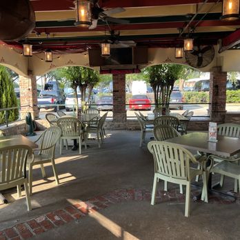 Lupe Tortilla Mexican Restaurant - Patio - Tex-Mex Near Me - Sugar Land, Texas