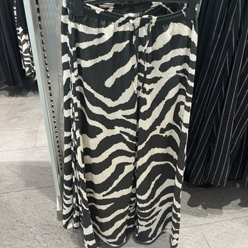 H&M - Palazzo pants - Women's Clothing Near Me - Phoenix, Arizona
