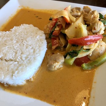 Thai Thai'M - Panang curry with chicken and jasmine rice - Thai Near Me - Loveland, Colorado