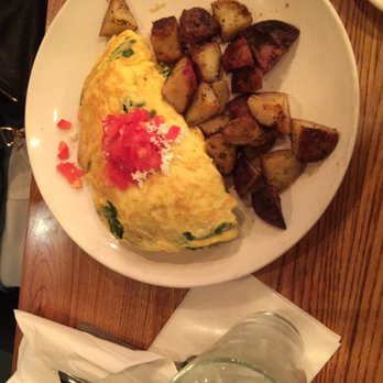 Alexanders Cafe - Diners Near Me - Elgin, Illinois