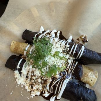 Komal - Mexican Near Me - Los Angeles, California