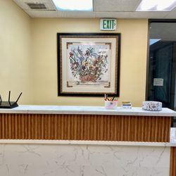 Wenche Chung, MD & Kuoting Lee, L Ac - Front desk