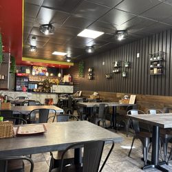 Pho King - Dining area