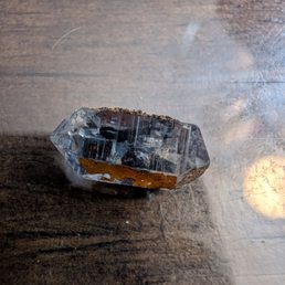 Perfectly double terminated quartz. Sometimes called Herkimer diamond.