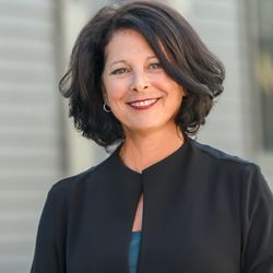 Liz Levey-Pruyn-RE/MAX Shoreline