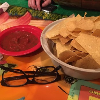 El Paso Mexican Restaurant - Bland salsa; tastes like canned tomatoes - Mexican Near Me - Springfield, Virginia El Paso Mexican Restaurant - Bland salsa; tastes like canned tomatoes - Mexican Near Me - Springfield, Virginia